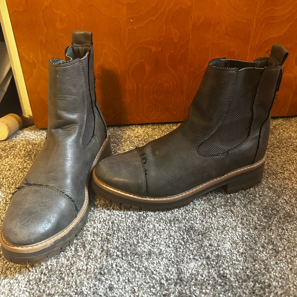 Women's Black Chelsea Booties with Lug Sole